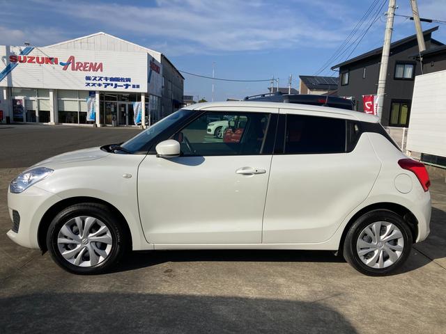 スイフト ＸＧ　３型　ＣＤプレイヤー　クルコン　オートライト　オートライト　プッシュスタート　シートヒーター　オートエアコン　衝突被害軽減システム　横滑り防止機能　衝突安全ボディ　盗難防止システム　ＣＤプレーヤー　クルコン　　ブラインドスポットモニター（10枚目）