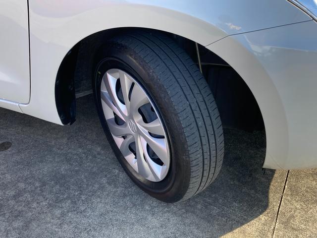 スイフト ＸＧ　３型　ＣＤプレイヤー　クルコン　オートライト　オートライト　プッシュスタート　シートヒーター　オートエアコン　衝突被害軽減システム　横滑り防止機能　衝突安全ボディ　盗難防止システム　ＣＤプレーヤー　クルコン　　ブラインドスポットモニター（15枚目）