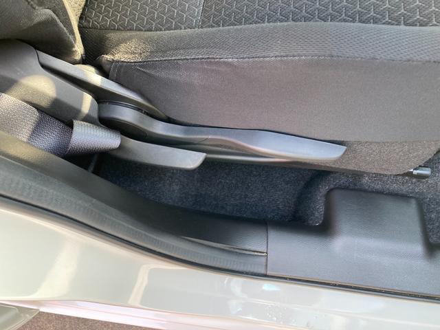 スイフト ＸＧ　３型　ＣＤプレイヤー　クルコン　オートライト　オートライト　プッシュスタート　シートヒーター　オートエアコン　衝突被害軽減システム　横滑り防止機能　衝突安全ボディ　盗難防止システム　ＣＤプレーヤー　クルコン　　ブラインドスポットモニター（35枚目）