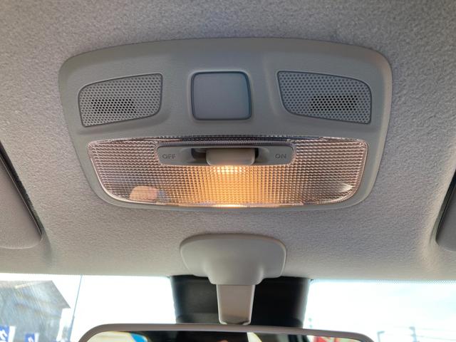 スイフト ＸＧ　３型　ＣＤプレイヤー　クルコン　オートライト　オートライト　プッシュスタート　シートヒーター　オートエアコン　衝突被害軽減システム　横滑り防止機能　衝突安全ボディ　盗難防止システム　ＣＤプレーヤー　クルコン　　ブラインドスポットモニター（42枚目）