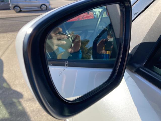 スイフト ＸＧ　３型　ＣＤプレイヤー　クルコン　オートライト　オートライト　プッシュスタート　シートヒーター　オートエアコン　衝突被害軽減システム　横滑り防止機能　衝突安全ボディ　盗難防止システム　ＣＤプレーヤー　クルコン　　ブラインドスポットモニター（58枚目）