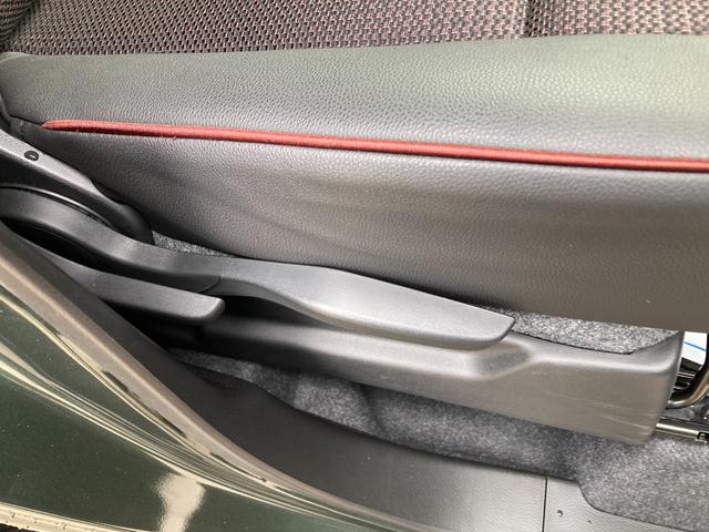 スペーシアカスタム カスタム　ＨＹＢＲＩＤ　ＸＳターボ　ナビ　全方位カメラ　オートライト　Ｂｌｕｅｔｏｏｔｈ　両側パワースライドドア　純正ナビ　プッシュスタート　シートヒーター　オートエアコン　衝突被害軽減システム　アイドリングストップ　横滑り防止機能　衝突安全ボディ（36枚目）