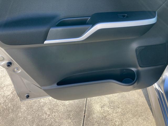 ソリオバンディット バンディット　ＨＹＢＲＩＤ　ＭＶ　２型　ＭＡ３６Ｓ　ナビ　ドライブレコーダー　オートライト　Ｂｌｕｅｔｏｏｔｈ　スライドドア　ナビ　プッシュスタート　シートヒーター　オートエアコン　ＥＴＣ　衝突被害軽減システム　横滑り防止機能　衝突安全ボデ　盗難防止システム（49枚目）