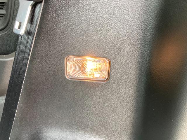 �׎����t�Ŗ�Ԃ̉ו��̐ςݍ��݂��y�X��