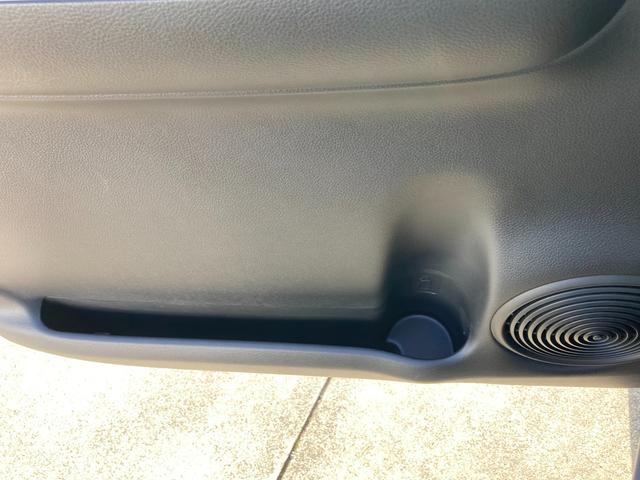 ワゴンＲスマイル ＨＹＢＲＩＤ　Ｘ　３型　ナビ　全方位カメラ　両側パワスラ　オートライト　Ｂｌｕｅｔｏｏｔｈ　スライドドア　純正ナビ　プッシュスタート　シートヒーター　オートエアコン　衝突被害軽減システム　横滑り防止機能　衝突安全ボディ　盗難防止システム（48枚目）