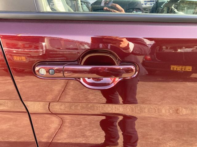 ソリオ ＨＹＢＲＩＤ　ＭＺ　３型　ナビ　全方位カメラ　電動パーキング　オートライト　Ｂｌｕｅｔｏｏｔｈ　スライドドア　純正ナビ　プッシュスタート　シートヒーター　オートエアコン　衝突被害軽減システム　横滑り防止機能　衝突安全ボディ　盗難防止システム　電動パーキング（21枚目）