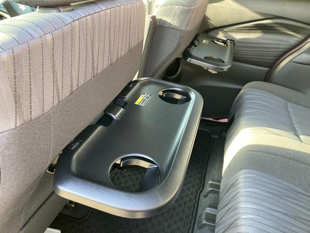 ソリオ ＨＹＢＲＩＤ　ＭＺ　３型　ナビ　全方位カメラ　電動パーキング　オートライト　Ｂｌｕｅｔｏｏｔｈ　スライドドア　純正ナビ　プッシュスタート　シートヒーター　オートエアコン　衝突被害軽減システム　横滑り防止機能　衝突安全ボディ　盗難防止システム　電動パーキング（49枚目）