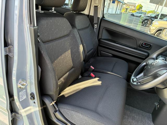 ＦＸ　４型　ＣＤプレイヤー　衝突被害軽減Ｂ　シートヒーター　オートライト　ＣＤプレイヤー　プッシュスタート　シートヒーター　オートエアコン　衝突被害軽減システム　横滑り防止機能　衝突安全ボディ　アンブレラホルダー（画像35）