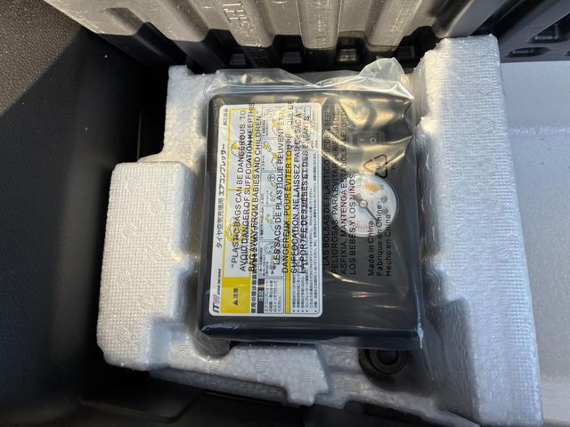 ＦＸ　４型　ＣＤプレイヤー　衝突被害軽減Ｂ　シートヒーター　オートライト　ＣＤプレイヤー　プッシュスタート　シートヒーター　オートエアコン　衝突被害軽減システム　横滑り防止機能　衝突安全ボディ　アンブレラホルダー（画像55）
