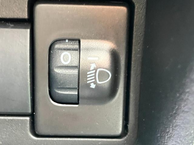 ＨＹＢＲＩＤ　ＭＸ　アダクティブクルーズコントロール　オートライト　プッシュスタート　シートヒーター　オートエアコン　禁煙車　衝突被害軽減システム　アイドリングストップ　横滑り防止機能　衝突安全ボディ　盗難防止システム　アダクティブクルーズコントロール（画像32）