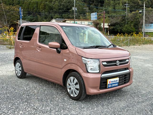ＦＸ　４型　ＣＤプレイヤー　衝突被害軽減Ｂ　シートヒーター　オートライト　プッシュスタート　シートヒーター　オートエアコン　衝突被害軽減システム　横滑り防止機能　衝突安全ボディ　ＣＤプレイヤー（画像5）