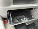 車検証を入れておくのにとっても便利なグローブボックス☆