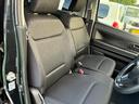 運転席にもゆったり座ることができますよ☆