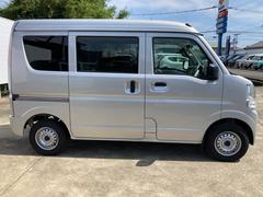 ご成約後、安全なカーライフをお守りするため全車両、点検いたします！ 7