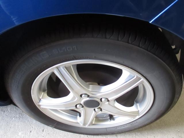 アクア Ｓ　無事故車　車検２年付き　純正ナビ　ＴＶ・ＣＤ・ＥＴＣ　Ｂｌｕｅｔｏｏｔｈ　　バックカメラ　社外アルミ（27枚目）
