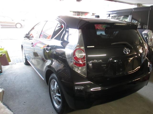 アクア Ｇ　無事故車　車検２年付き　純正ナビ　ＴＶ・ＤＶＤ・ＣＤ・ＥＴＣ　Ｂｌｕｅｔｏｏｔｈ　バックカメラ（6枚目）