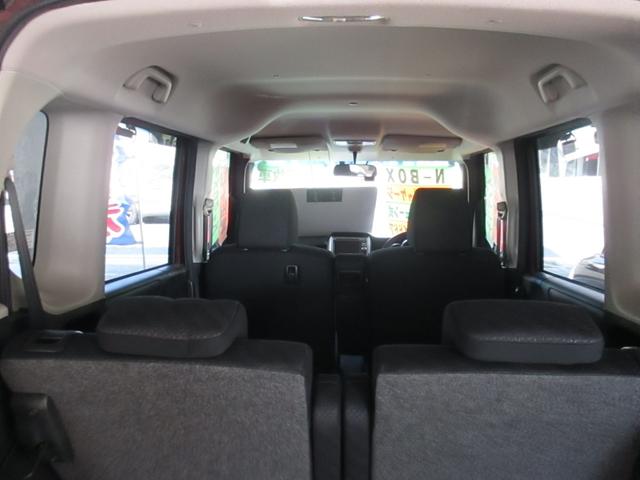 Ｎ－ＢＯＸ Ｇ　ＳＳパッケージ　無事故車　車検Ｒ８年８月　タイミングチェーン式　両側パワースライドドア　前後ドライブレコーダー付き　純正ナビ　ＣＤコンポ　ＥＴＣ　バックカメラ　プッシュスタート　アイドリングストップ　インテリキーｘ２（11枚目）