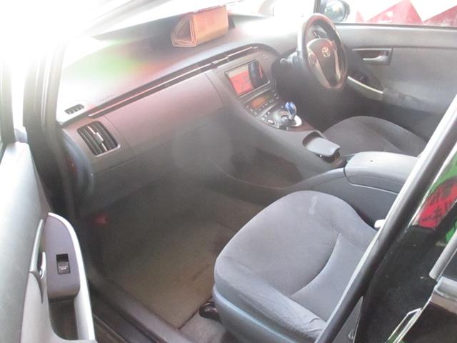 プリウス S 無事故車 車検2年付 純正ナビ TV・DVD・CD・ETC Bluetooth バックカメラ 純正アルミ(10枚目)