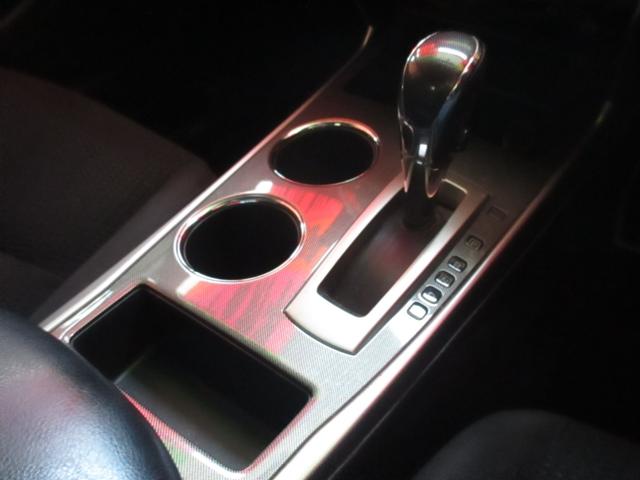 ティアナ XL 無事故車 車検2年付き 純正ナビ TV・DVD・CD・ETC Bluetooth バックカメラ 純正アルミ 前席パワーシート 助手席オットマンシート(13枚目)