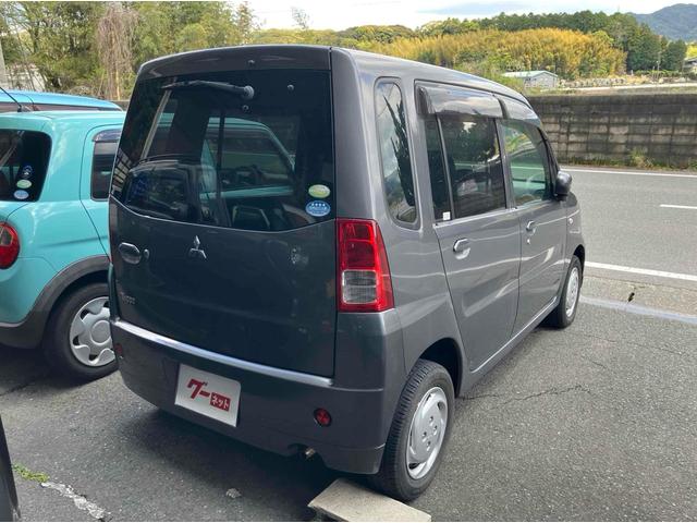 トッポ Ｇ　ＥＴＣ　ＨＩＤ　キーレスエントリー　電動格納ミラー　ＡＴ　盗難防止システム　ＡＢＳ　ＣＤ　ＭＤ　衝突安全ボディ　エアコン　パワーステアリング　パワーウィンドウ（4枚目）
