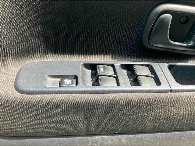 トッポ Ｇ　ＥＴＣ　ＨＩＤ　キーレスエントリー　電動格納ミラー　ＡＴ　盗難防止システム　ＡＢＳ　ＣＤ　ＭＤ　衝突安全ボディ　エアコン　パワーステアリング　パワーウィンドウ（13枚目）