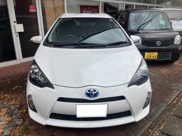 アクア 　ＣＤ　ミラーウィンカー　ＥＴＣ　車検令和９年５月まで　エアコン　パワステ　パワーウィンドウ　ＡＢＳ　運転席エアバッグ　助手席エアバッグ（3枚目）