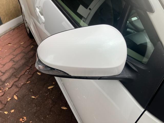 アクア 　ＣＤ　ミラーウィンカー　ＥＴＣ　車検令和９年５月まで　エアコン　パワステ　パワーウィンドウ　ＡＢＳ　運転席エアバッグ　助手席エアバッグ（5枚目）