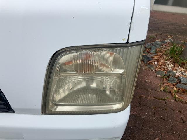 サンバートラック 　４ＷＤ　マニュアル５速車　エアコン（3枚目）