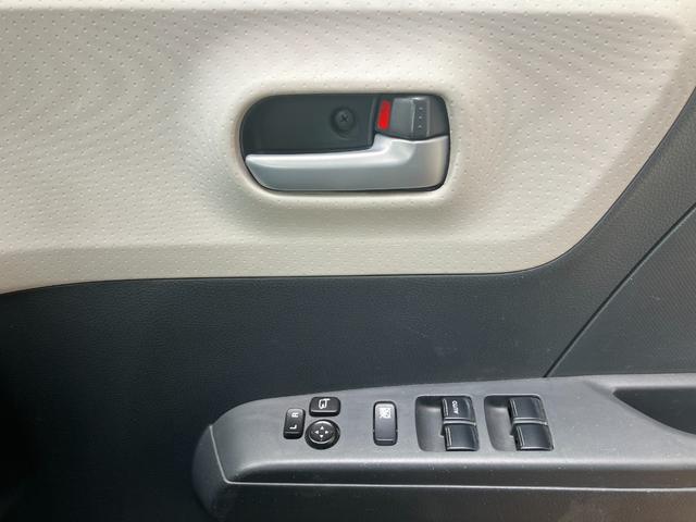 モコ 　ＣＤ　キーレス　エアコン　パワステ　パワーウィンドウ　ＡＢＳ　運転席エアバッグ　助手席エアバッグ　盗難防止システム（3枚目）