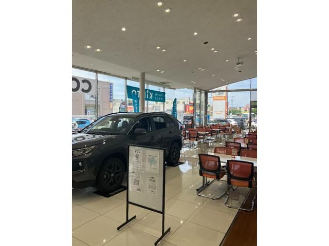 ノア ハイブリッドＳ－Ｚ　衝突被害軽減システム　両側電動スライド　メモリーナビ　フルセグ　ＥＴＣ　バックカメラ　後席モニター　ＣＤ　ＤＶＤ再生　キーレス　スマートキー　盗難防止装置（48枚目）