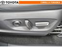 運転席パワーシート。お好みの乗車姿勢を電動で調整できます。