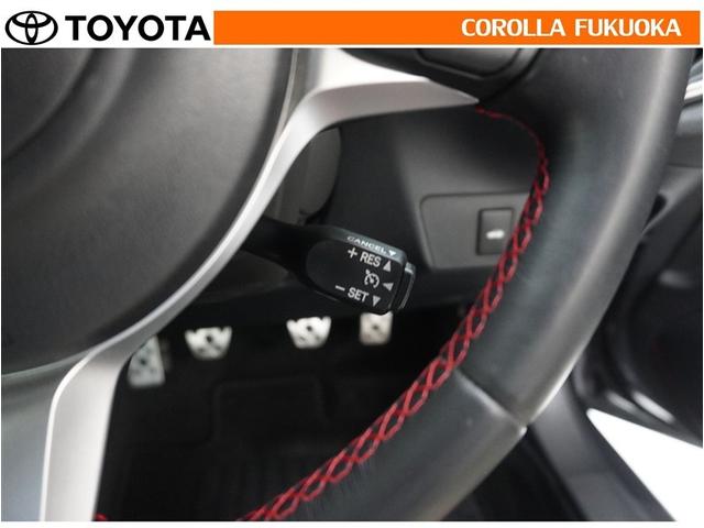 �������H�Ȃǂ����̑��x�ő��s�������ꍇ�ɁA�X�C�b�`�𑀍삷�邱�ƂŃA�N�Z���y�_���𓥂܂��ɒ葬���s�ł��܂��B