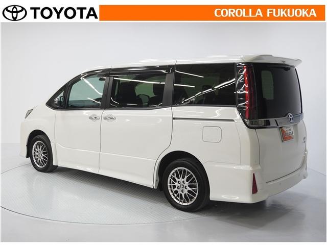 ノア ハイブリッドＳｉ　ダブルバイビーＩＩＩ　衝突被害軽減システム　両側電動スライド　メモリーナビ　フルセグ　ＥＴＣ　バックカメラ　後席モニター　ＣＤ　ＤＶＤ再生　キーレス　スマートキー　盗難防止装置（7枚目）