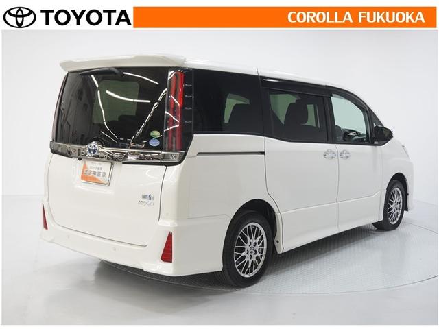 ノア ハイブリッドＳｉ　ダブルバイビーＩＩＩ　衝突被害軽減システム　両側電動スライド　メモリーナビ　フルセグ　ＥＴＣ　バックカメラ　後席モニター　ＣＤ　ＤＶＤ再生　キーレス　スマートキー　盗難防止装置（8枚目）