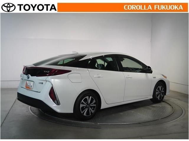 プリウスＰＨＶ Ｓセーフティパッケージ　衝突被害軽減システム　メモリーナビ　ＥＴＣ　バックカメラ　ドラレコ　キーレス　スマートキー　盗難防止装置（8枚目）