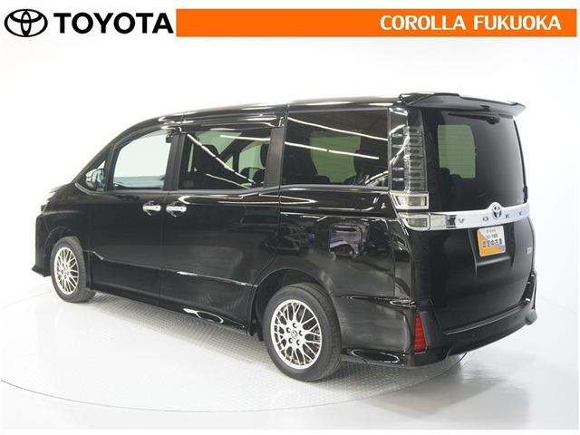 ヴォクシー ハイブリッドＺＳ　煌ＩＩＩ　衝突被害軽減システム　両側電動スライド　メモリーナビ　フルセグ　ＥＴＣ　バックカメラ　ドラレコ　ＣＤ　ＤＶＤ再生　キーレス　スマートキー　盗難防止装置（7枚目）