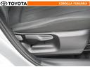 運転席シート上下アジャスター付き。ドライバーの背丈に合わせて調整できます。
