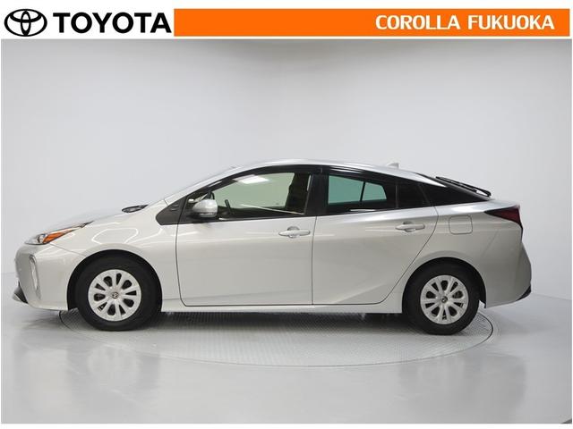 プリウス ＳセーフティプラスＩＩ　衝突被害軽減システム　メモリーナビ　ワンセグ　ＥＴＣ　バックカメラ　ＣＤ　キーレス　スマートキー　盗難防止装置（6枚目）