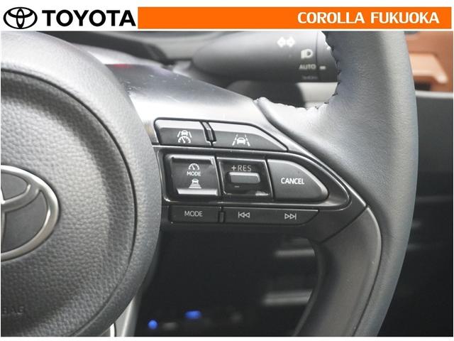 �������H�Ȃǂ����̑��x�ő��s�������ꍇ�ɁA�X�C�b�`�𑀍삷�邱�ƂŃA�N�Z���y�_���𓥂܂��ɒ葬���s�ł��܂��B