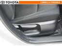 運転席シート上下アジャスター付き。ドライバーの背丈に合わせて調整できます。