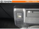 ポータブルオーディオなどの機器を接続して、車両のスピーカーで聞くことができます。