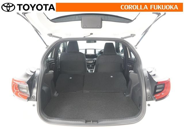 ヤリス ハイブリッドＺ　衝突被害軽減システム　メモリーナビ　フルセグ　ＥＴＣ　バックカメラ　ＣＤ　ＤＶＤ再生　キーレス　スマートキー　盗難防止装置（14枚目）