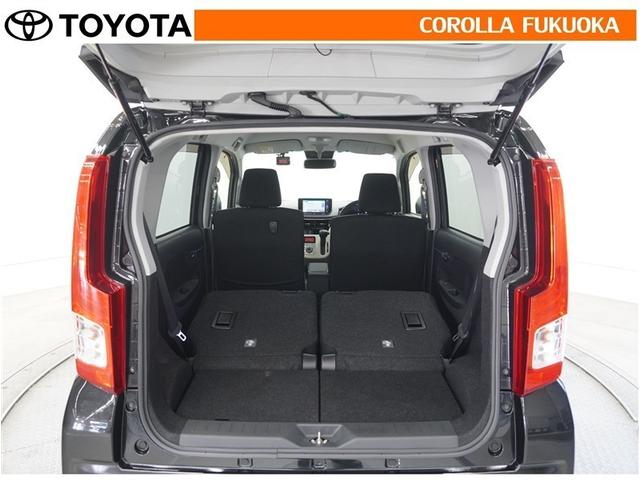 リヤシートを前に倒せば、ラゲージルームに収まらない物も積み込めます。たくさんの物を載せたい時に活躍します。