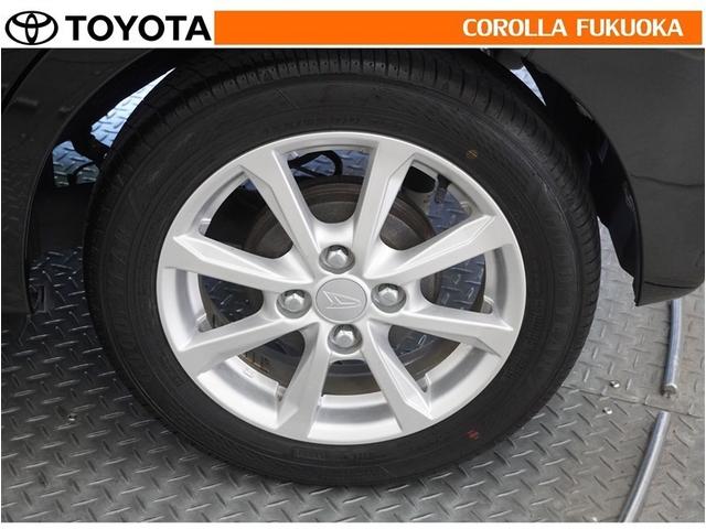 軽快な足元を演出するアルミホイール、単なるドレスアップではなく剛性と軽量化でワンランク上の気分が感じられます。