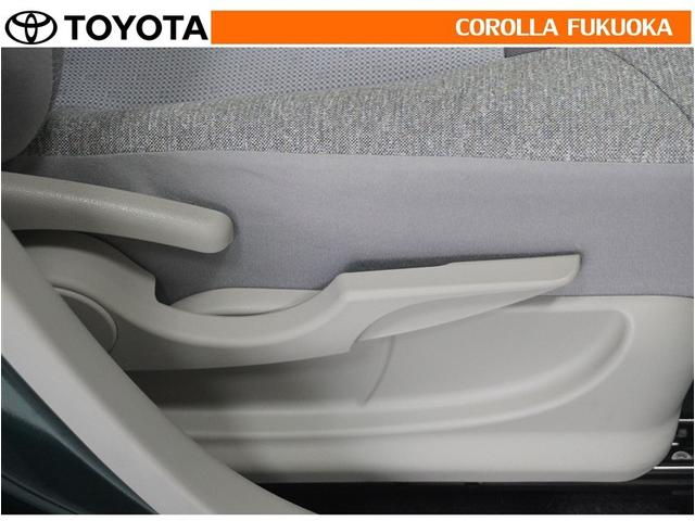 運転席シート上下アジャスター付き。ドライバーの背丈に合わせて調整できます。