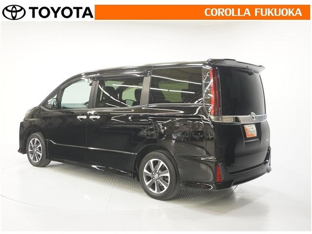 ノア Ｓｉ　ダブルバイビーＩＩＩ　衝突被害軽減システム　両側電動スライド　メモリーナビ　フルセグ　ＥＴＣ　バックカメラ　後席モニター　ＣＤ　ＤＶＤ再生　キーレス　スマートキー　アイドリングストップ　盗難防止装置（7枚目）