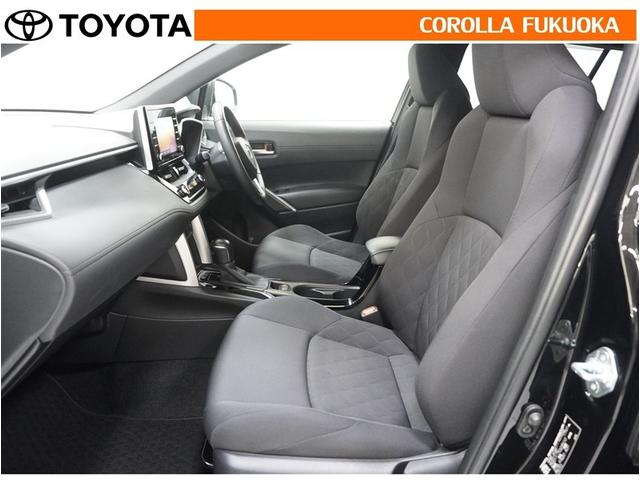 カローラクロス ハイブリッド　Ｓ　衝突被害軽減システム　メモリーナビ　ＥＴＣ　バックカメラ　ドラレコ　キーレス　スマートキー　盗難防止装置（12枚目）