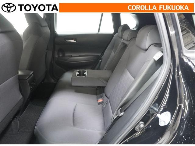 カローラクロス ハイブリッド　Ｓ　衝突被害軽減システム　メモリーナビ　ＥＴＣ　バックカメラ　ドラレコ　キーレス　スマートキー　盗難防止装置（13枚目）