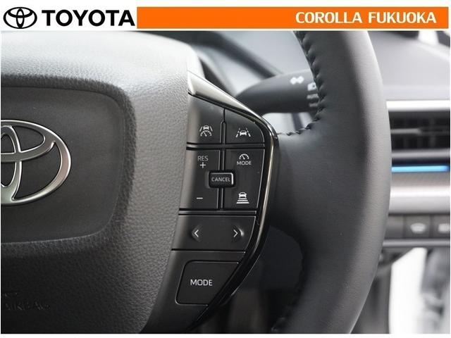 �������H�Ȃǂ����̑��x�ő��s�������ꍇ�ɁA�X�C�b�`�𑀍삷�邱�ƂŃA�N�Z���y�_���𓥂܂��ɒ葬���s�ł��܂��B