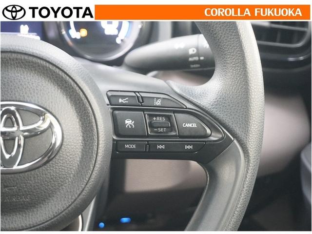 �������H�Ȃǂ����̑��x�ő��s�������ꍇ�ɁA�X�C�b�`�𑀍삷�邱�ƂŃA�N�Z���y�_���𓥂܂��ɒ葬���s�ł��܂��B